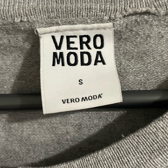 Vero Moda Top - Picture 2 of 2